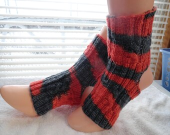 Hand knitted Yoga / Pedicure / Pilates / Dance Socks #005