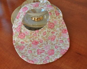 Baby bib Liberty fabric tana lawn Felicite pink and white waffle cotton fabric (baby up to 6 months)