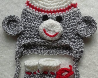 Newborn baby sock monkey hat & booties gift set