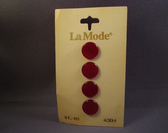 La Mode Red Buttons on Card, Blumental Lansing Co., 4 pc., vintage, 7/16in, 4304