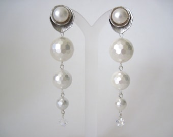 Pearl earrings perfect for brides