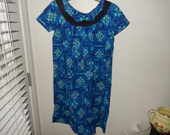 ModeODay Vintage Muu Muu made in California - Size Small
