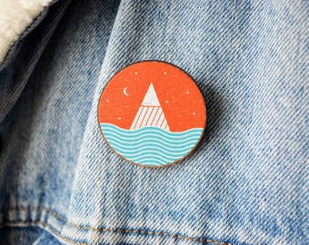 Mountain Brooch - Pin - badge - Mountains - Sea - Stars