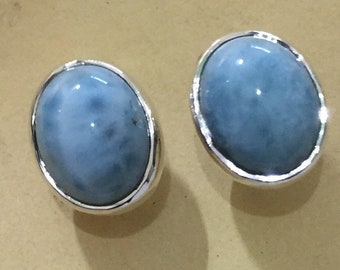 Larimar oval 8x12 studs