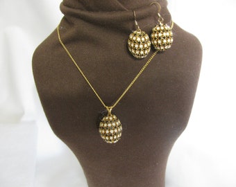 Handcrafted Domestic Finch Egg Necklace and Pierced Earring Set