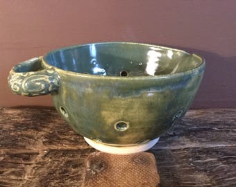Small berry colander, ceramic strainer, pottery colander, colander, green pottery strainer,