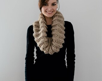 Fisherman’s Rib Cowl in Taupe