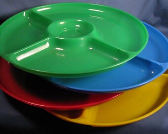 Vintage Gothamware Plastic Picnic Plates - Set of Four Colors