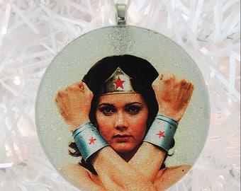 Wonder Woman - Lynda Carter glass and glitter ornament