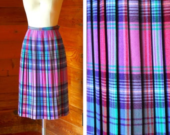 vintange Scottish colorful plaid wool skirt / size small