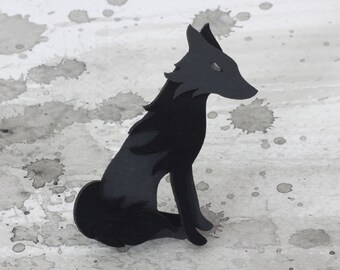 Wolf Brooch - Omens Collection