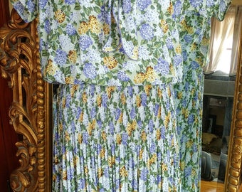 Vintage 1980's Leslie Fay 1930's Style Hydrangea Print Dress Size 10