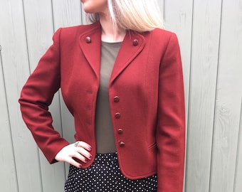 Stunning Vintage Cropped Fitted Jacket