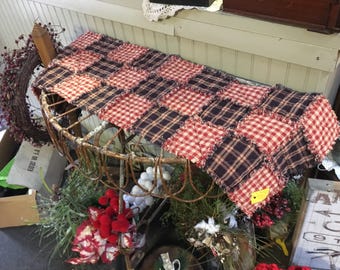 No. 39 Homespun Rag Tablerunner