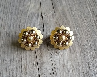 Signed Kramer Gold Clip Earrings-Vintage Gold Clips-Vintage Kramer Earring-Gold Kramer Earring-Gold Cluster Earring-Free Shipping