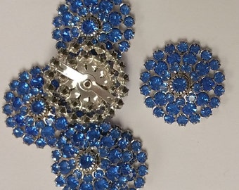 Swarovski Crystal in Sapphire Blue with a Silver Plate in a row of 4 (1)