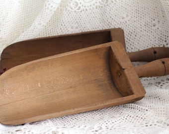 Set of 2 Vintage French Wooden Grain/Flour Scoops - Shabby Chic - Kitchen Decor
