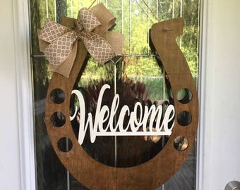 Welcome door hanger, horseshoe door hanger, horseshoe welcome door hanger, county life, Country door hanger, horseshoe