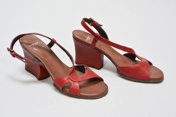 AUDLEY LONDON Zeppa Sandali Colore Rosso/Tan Taglia 38 5 AUDLEY LONDON Zeppa Sandali Colore Rosso/Tan Taglia 38 5