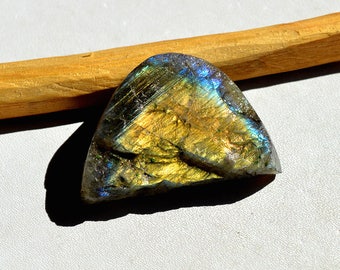 Labradorite Rough Gemstone Natural 66.5 Cts Multi Fire Fancy Shape Natural Labradorite 38x26x8 MM R12886