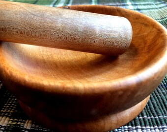 Mortar and Pestle in Maple