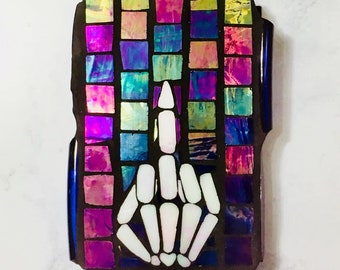 mosaic skeleton hand, middle finger (dark blue background)