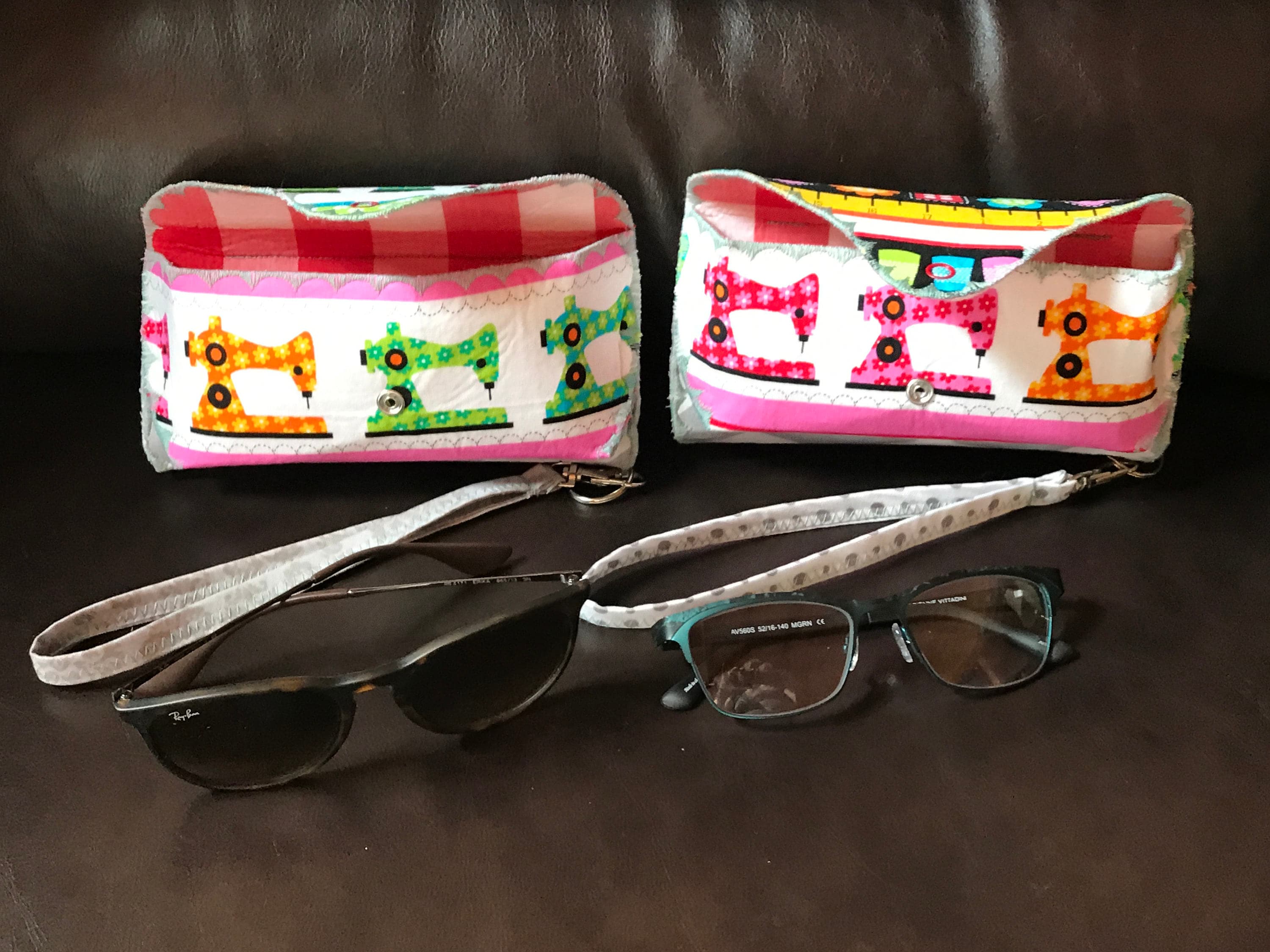 Eyeglasses case 2 in one double sided to carry 2 pair of