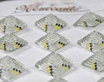 12 vintage buttons made of glass 26 mm 20th on original cardboard