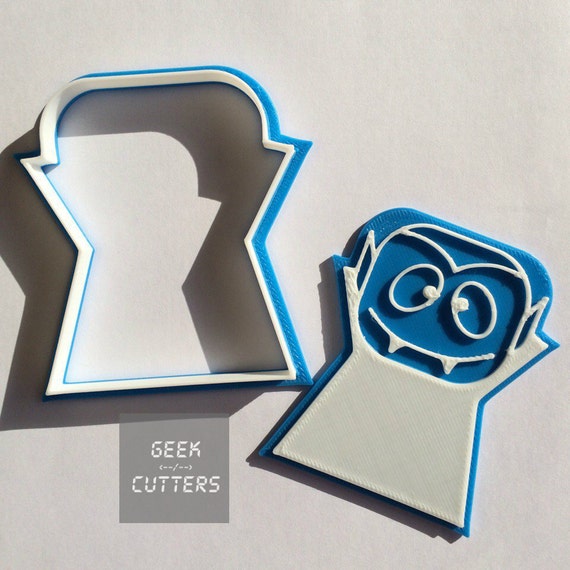 Cute Vampire Drakula Cookie Cutter - Halloween - *Dishwasher safe option* - 3D Printed
