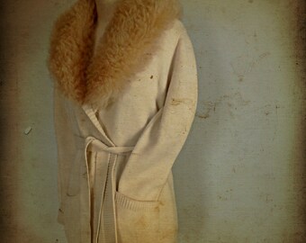 Cardigan Vintage Femme Années 70 - Col En Shearling, Couleur Brune, Avec Ceinture - Taille S - Occasion Très Bon état