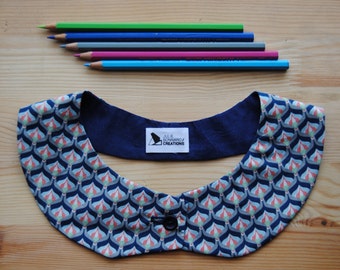 Peter Pan collar removable, pattern geometric cotton, attaches to the frond with blue button