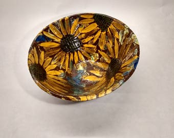 Sunflower design bowl