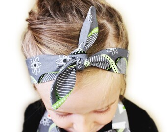 Girls Chemistry Knotted Headband - DNA, atom - Science - Available in youth and adult sizes