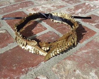 Roman inspired laurel headpiece