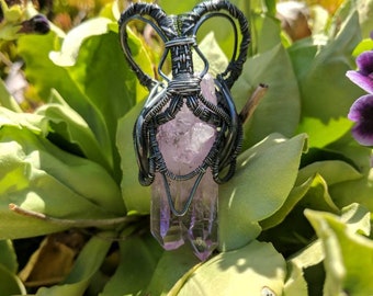 Vera Cruz Amethyst in oxidized sterling silver.