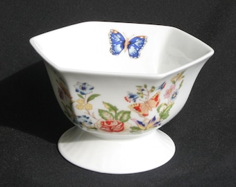 Beautiful, vintage Aynsley porcelain bowl, Staffordshire