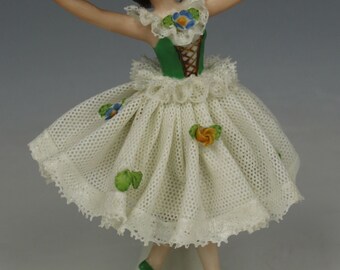 Ackermann & Fritze Dresden lace figurine "Dancing Lady"