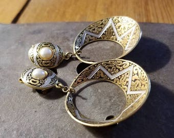 Gorgeous vintage brass and faux pearl scrolled Damascene hoop clip earrings