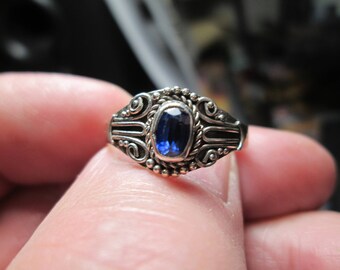 ring, size 9... sapphire in sterling silver