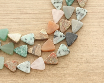 10 pcs of Triangle Mixed Natural Gemstone Beads - 16 mm