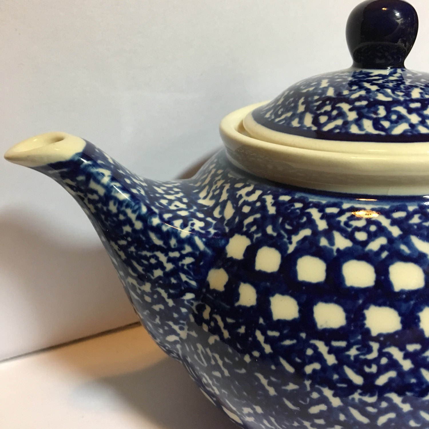 Polish pottery teapot vintage Boleslawiec beautifully hand