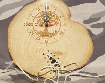 Wall clock in natural wood. wood slice clock, unusual wall clocks, Natrual Wood Clock, Wall Clock