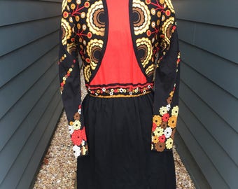 1970s Garfinkel's Dress // 1970s Dress // Graphic Dress // 70s Dress // Mock neck Dress