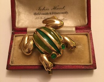 Vintage Frog Costume brooch, Divine Item