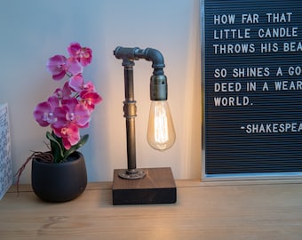 Industrial lamp/Edison Lamp/Pipe Lamp/Steampunk Pipe lamp/Rustic Decor/Industrial Lighting/Table Lamp/Lighting/Home Decor/Steampunk/Lamp
