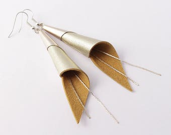 "arum" champagne earrings, silver plated