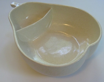 Pfaltzgraff pear bowl divided serving dish. speckled stoneware 1930s-1940s. Keystone mark. RARE ivory color.