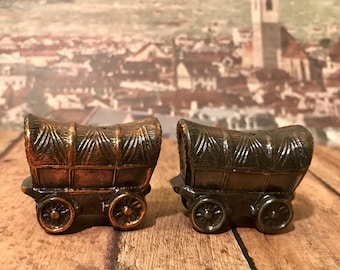Metal 1950s covered wagon salt and pepper shakers