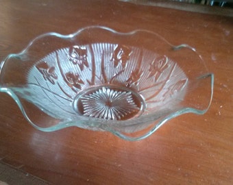 Jeannete Glass Iris Design Bowl
