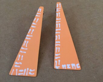 1980's Mod Peach Posts, Orange Enamel Post Earrings, New Wave Earrings, Hand Painted Metal Earrings, Orange Sherbert Earrings, Metal Posts